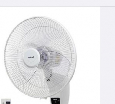 Quạt treo Hatari có điều khiển